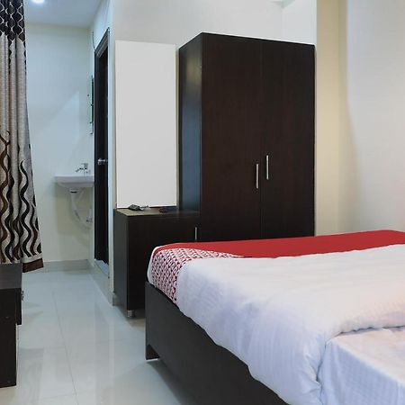 Oyo Way Inn Kondapur  Екстериор снимка